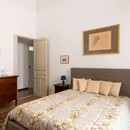 Cathedral View Apartment *
