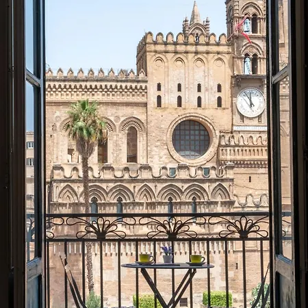 Apartment Cathedral View *